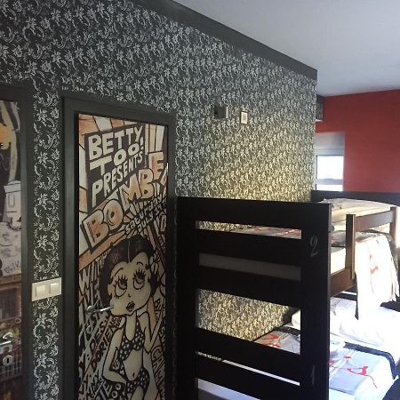 Hostel Paris Загреб Екстериор снимка