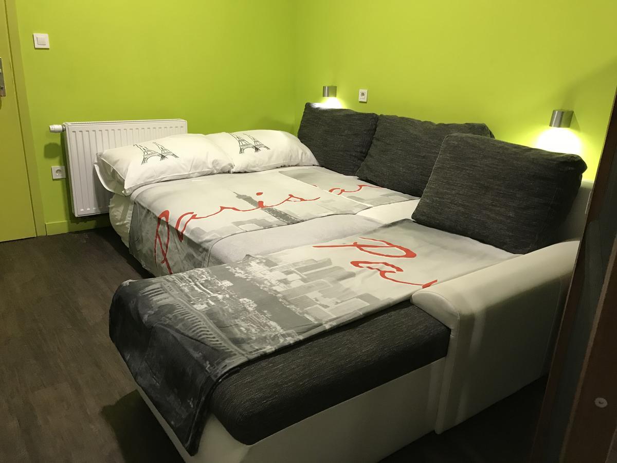 Hostel Paris Загреб Екстериор снимка