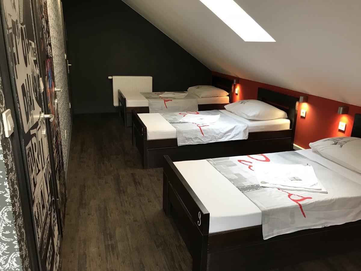 Hostel Paris Загреб Екстериор снимка
