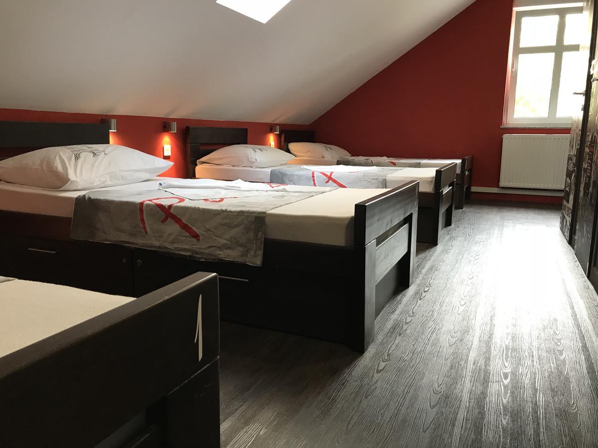 Hostel Paris Загреб Екстериор снимка